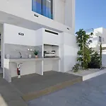 Villa Queen Eleanor *