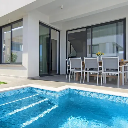 Villa Queen Eleanor Protaras