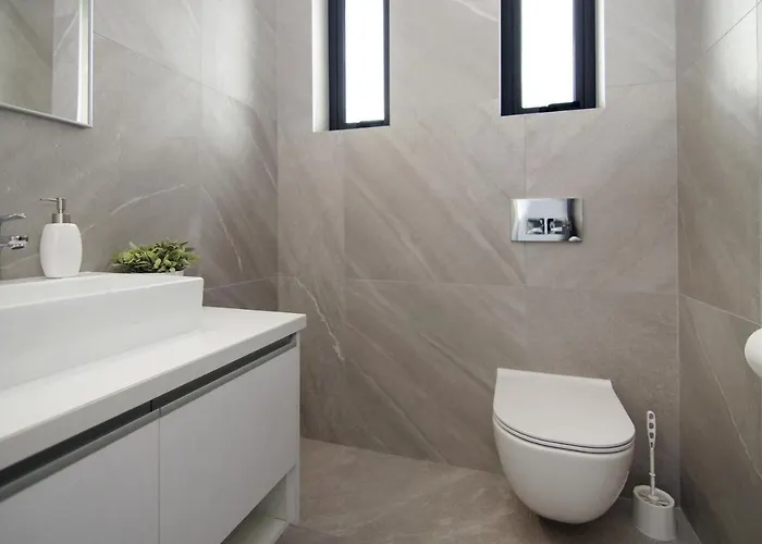 Queen Eleanor * 프로타라스